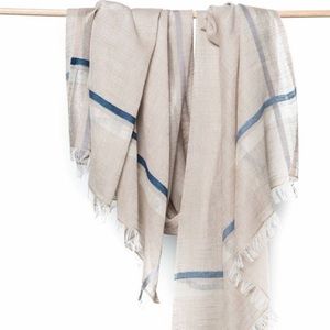 Bloom & Give Eva Scarf